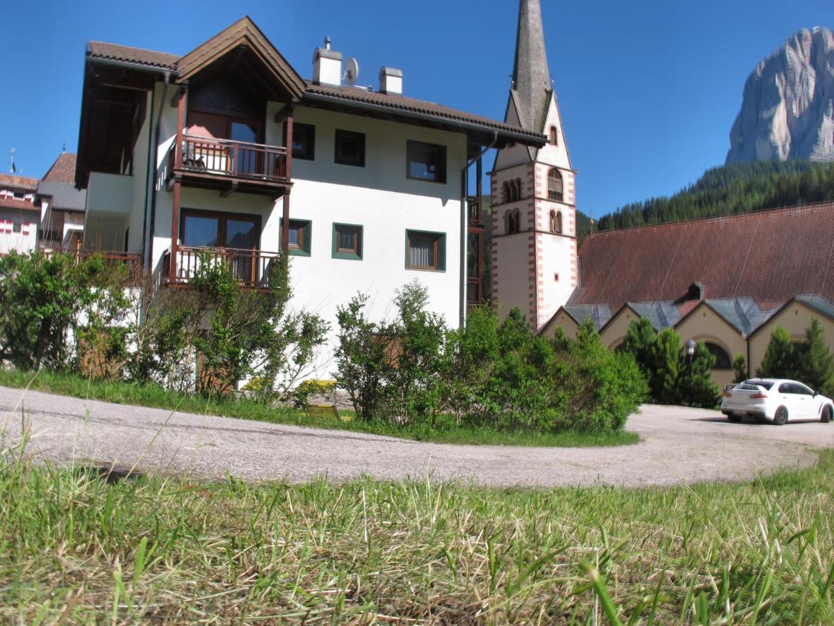 Villa Ula Verda- Apartments Marianna Santa Cristina Val Gardena Dış mekan fotoğraf
